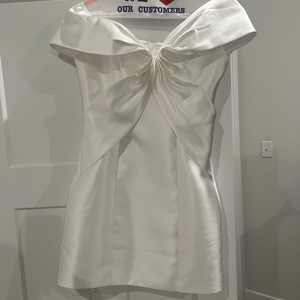 Espousal Dress in Ivory by Elliatt - Picture 2 of 3